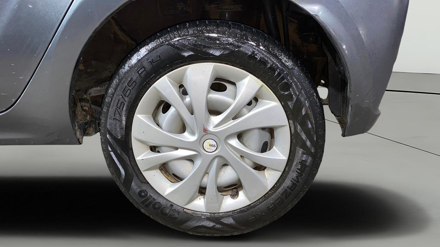 2021 Tata Tiago XE PETROL, Petrol, Manual, 37,330 km, Left Rear Wheel