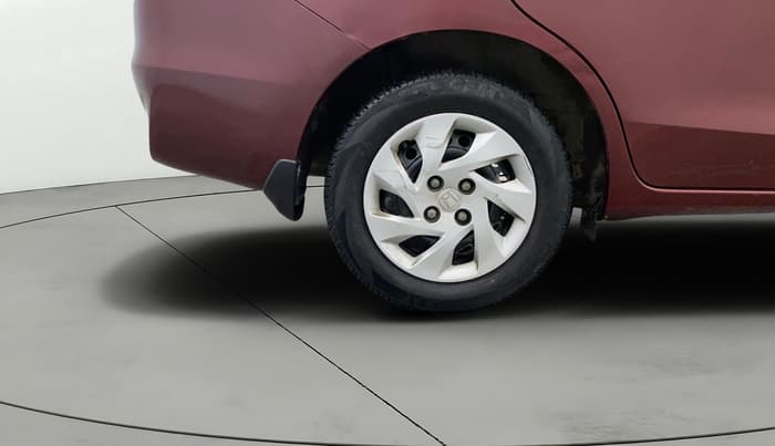2013 Honda Amaze 1.5L I-DTEC S, Diesel, Manual, 93,477 km, Right Rear Wheel