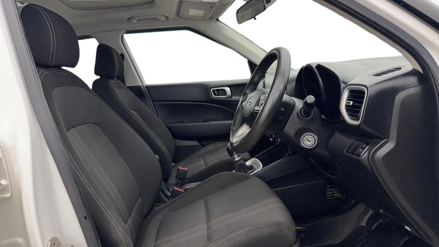 2020 Hyundai VENUE SX 1.0 TURBO, Petrol, Manual, 58,196 km, Right Side Front Door Cabin