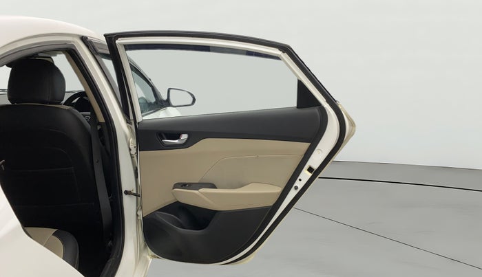 2018 Hyundai Verna 1.6 VTVT SX, Petrol, Manual, 92,675 km, RHS Rear Door