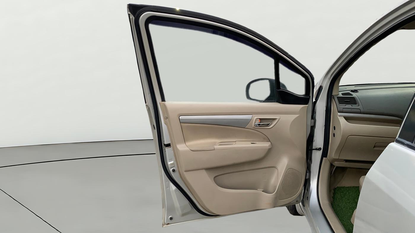2016 Maruti Ertiga VDI SHVS, Diesel, Manual, 1,07,444 km, LHS Front Door