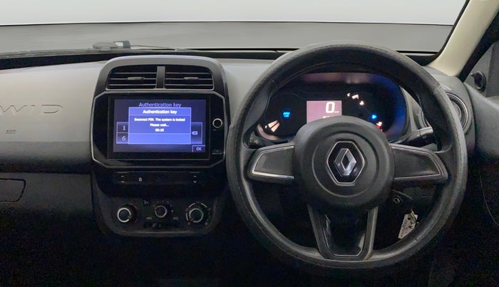 2020 Renault Kwid RXT 1.0 (O), Petrol, Manual, 85,601 km, Steering Wheel Close Up