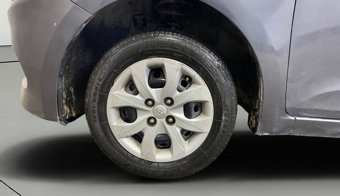 2018 Hyundai Elite i20 MAGNA EXECUTIVE 1.2, Petrol, Manual, 99,109 km, Left Front Wheel