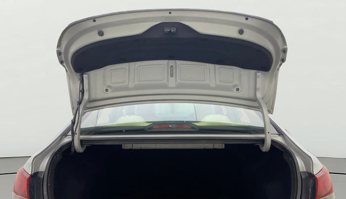 2019 Hyundai Verna 1.6 VTVT SX, Petrol, Manual, 82,873 km, Boot Door Open