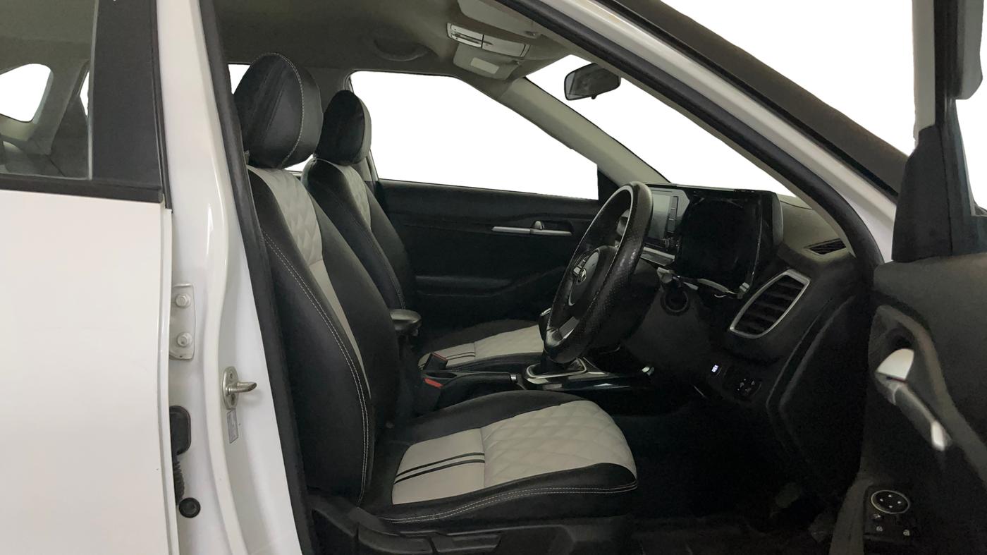 2020 KIA SELTOS HTK 1.5 PETROL, Petrol, Manual, 70,707 km, Right Side Front Door Cabin