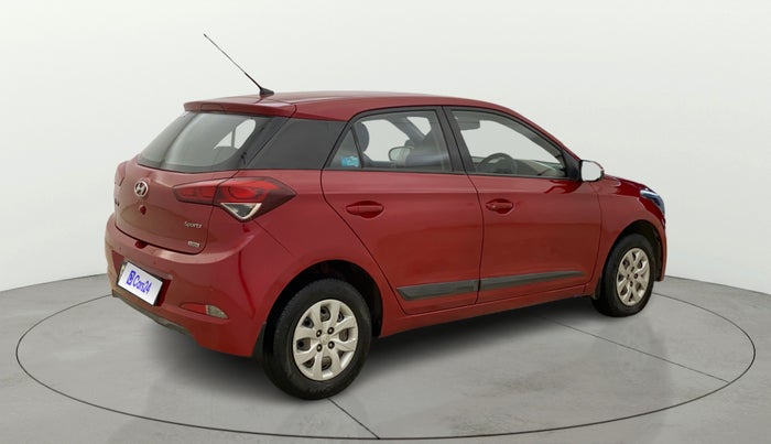 2015 Hyundai Elite i20 SPORTZ 1.4 CRDI, Diesel, Manual, 1,01,108 km, Right Back Diagonal