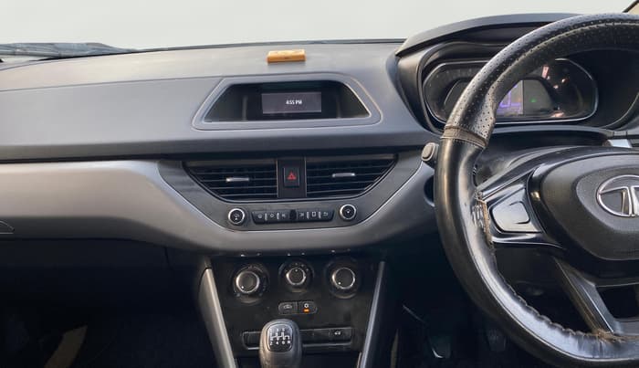 2020 Tata NEXON XM DIESEL, Diesel, Manual, 1,38,241 km, Air Conditioner
