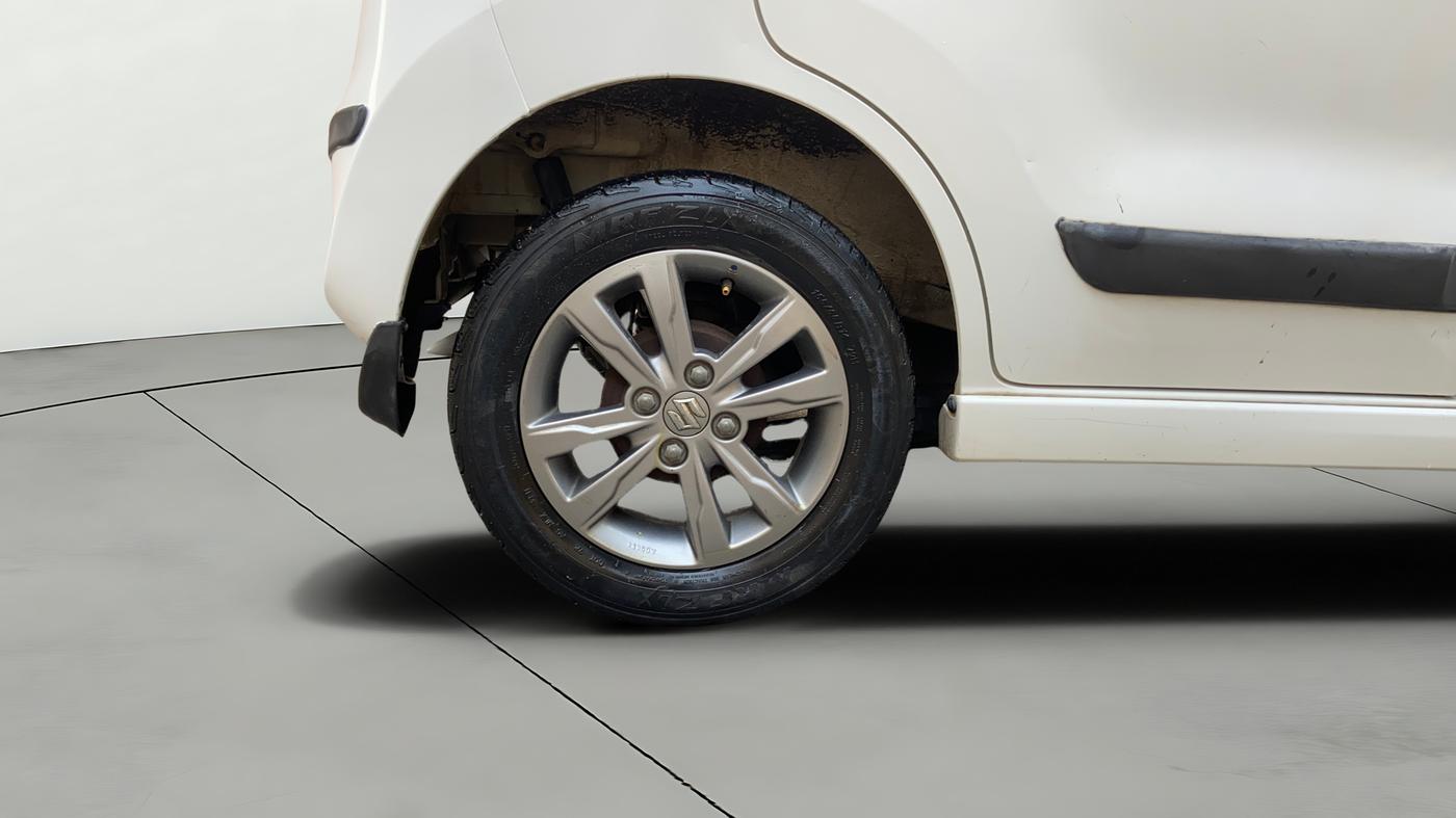 2013 Maruti Wagon R Stingray VXI, Petrol, Manual, 21,249 km, Right Rear Wheel