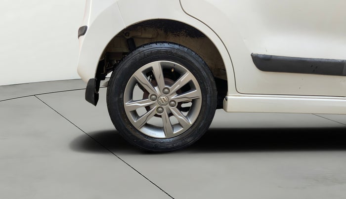 2013 Maruti Wagon R Stingray VXI, Petrol, Manual, 21,288 km, Right Rear Wheel