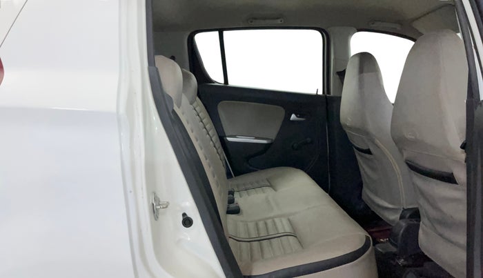 2016 Maruti Alto K10 VXI, Petrol, Manual, 32,137 km, Right Side Rear Door Cabin