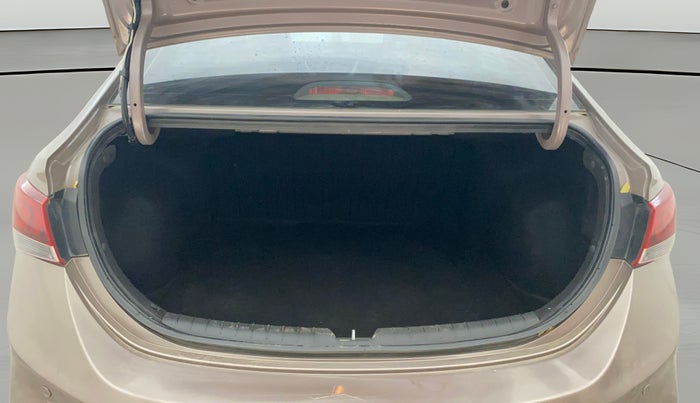 2017 Hyundai Verna 1.6 E PETROL, Petrol, Manual, 48,337 km, Boot Open Zoomed View