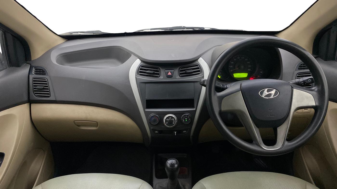 2017 Hyundai Eon ERA +, Petrol, Manual, 55,860 km, Dashboard