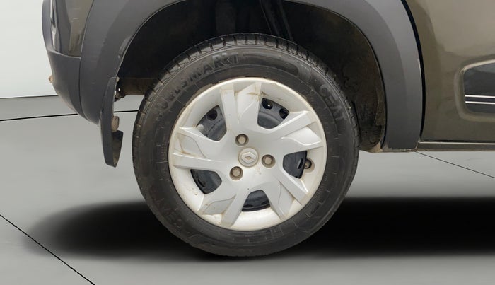 2022 Renault Kwid RXT 1.0 AMT, Petrol, Automatic, 15,747 km, Right Rear Wheel