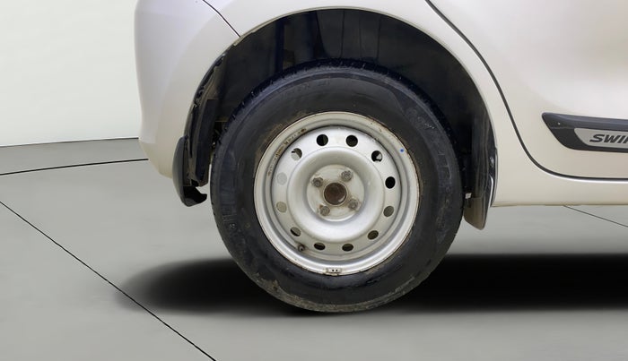 2019 Maruti Swift LXI, Petrol, Manual, 31,393 km, Right Rear Wheel