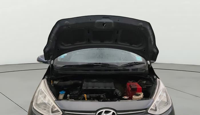 2015 Hyundai Grand i10 SPORTZ 1.2 KAPPA VTVT, Petrol, Manual, 1,13,975 km, Open Bonet