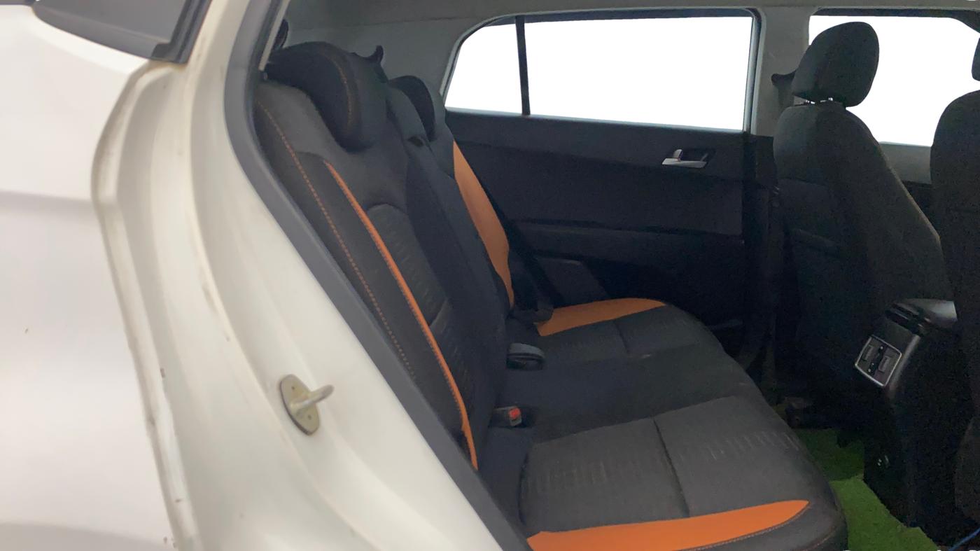 2019 Hyundai Creta SX 1.6 DIESEL DUAL TONE, Diesel, Manual, 74,949 km, Right Side Rear Door Cabin