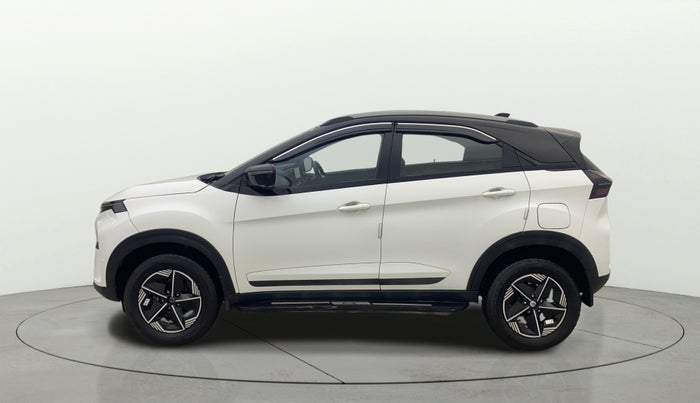 2023 Tata NEXON FEARLESS + SUNROOF DUAL TONE 1.2 PETROL, Petrol, Manual, 13,619 km, Left Side
