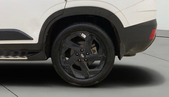 2023 Hyundai ALCAZAR  Signature (O) AE 7Str Diesel AT, Diesel, Automatic, 74,379 km, Left Rear Wheel