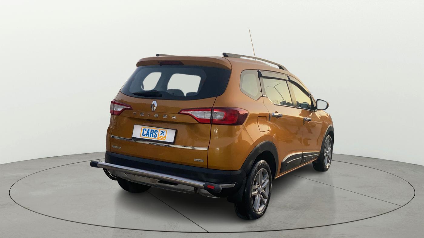 2022 Renault TRIBER RXZ, Petrol, Manual, 72,352 km, Right Back Diagonal
