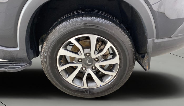 2023 Mahindra SCORPIO-N Z8 PETROL AT 7 STR, Petrol, Automatic, 7,472 km, Left Rear Wheel