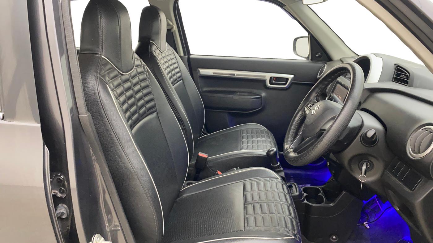 2021 Maruti S PRESSO VXI+, Petrol, Manual, 32,296 km, Right Side Front Door Cabin