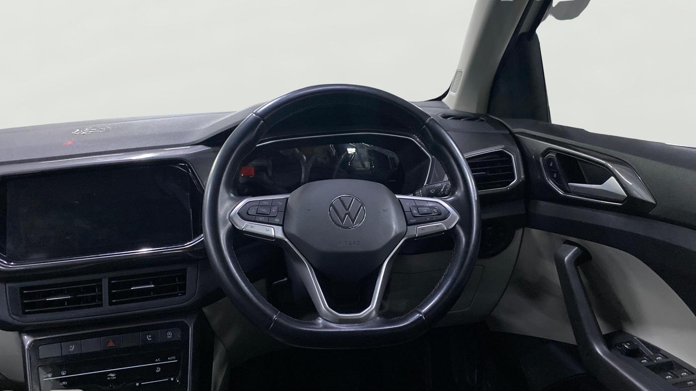 2023 Volkswagen TAIGUN TOPLINE 1.0 TSI AT, Petrol, Automatic, 55,843 km, Steering Wheel Close Up