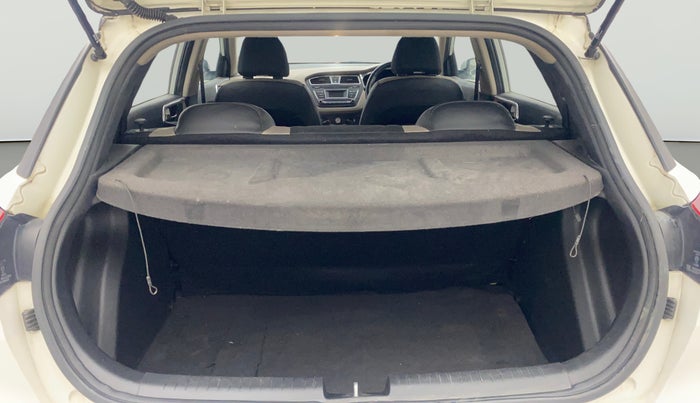 2017 Hyundai Elite i20 MAGNA 1.4 AT, Petrol, Automatic, 33,734 km, Boot Open Zoomed View