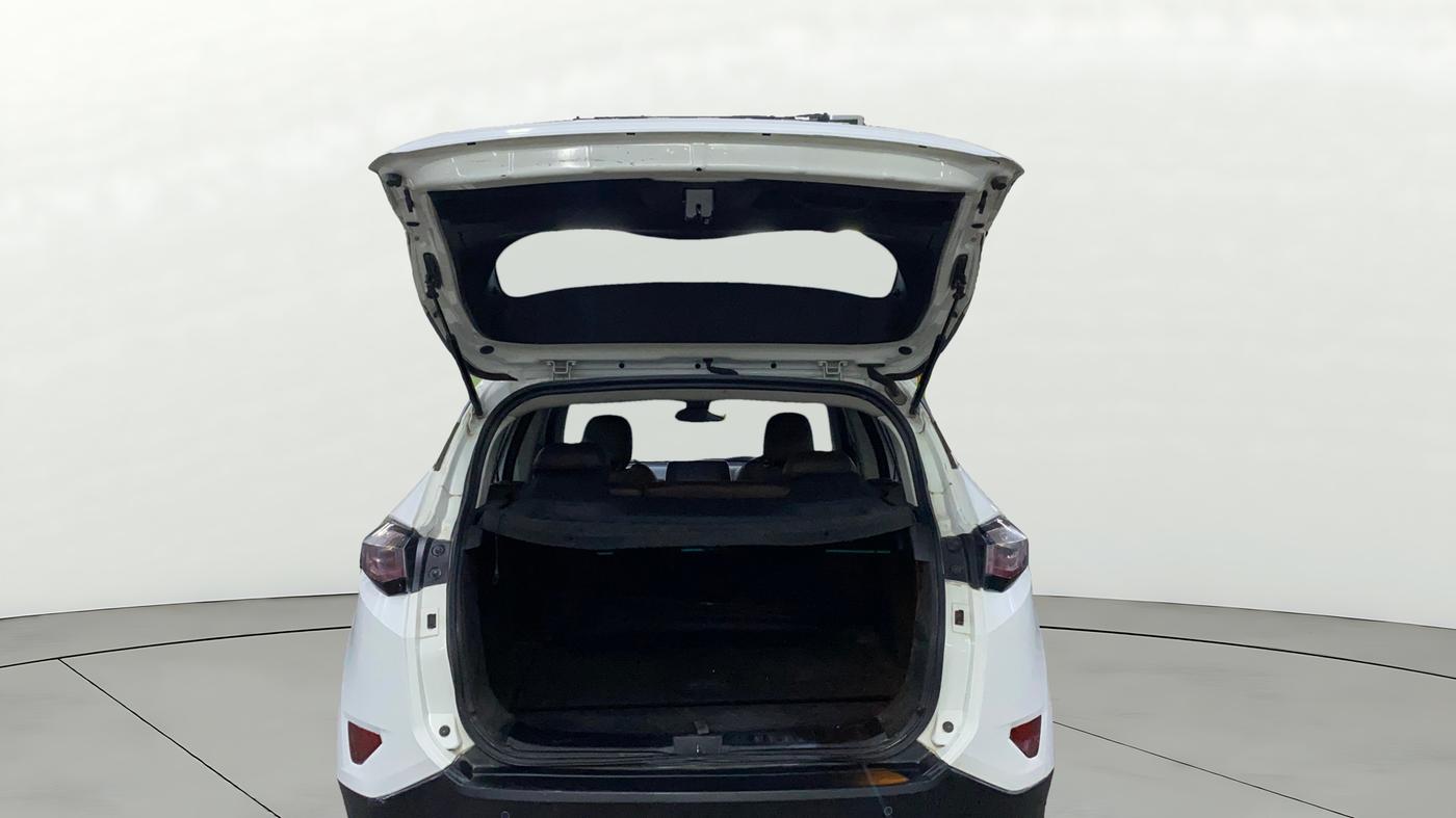 2022 Tata Harrier XZ SUNROOF 2.0L, Diesel, Manual, 46,528 km, Boot Door Open