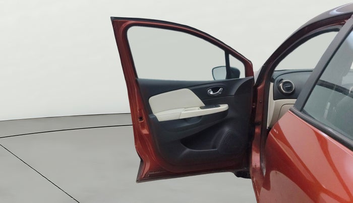 2017 Renault Captur PLATINE DIESEL , Diesel, Manual, 95,011 km, LHS Front Door