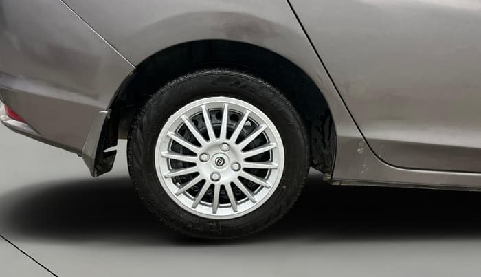 2015 Honda City 1.5L I-VTEC SV, Petrol, Manual, 1,15,001 km, Right Rear Wheel