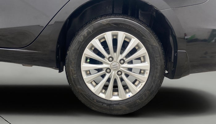 2020 Maruti Ciaz DELTA AT 1.5 SHVS PETROL, Petrol, Automatic, 1,38,064 km, Left Rear Wheel