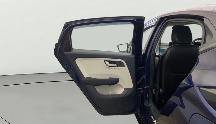 2024 Tata ALTROZ XZ PLUS SUNROOF CNG, CNG, Manual, 35,997 km, LHS Rear Door