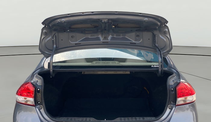 2014 Maruti Ciaz VXI+, Petrol, Manual, 1,07,012 km, Boot Door Open