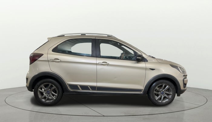 2018 Ford FREESTYLE TITANIUM 1.2 PETROL, Petrol, Manual, 56,238 km, Right Side View