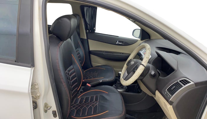 2014 Hyundai i20 ASTA 1.2, Petrol, Manual, 79,598 km, Right Side Front Door Cabin