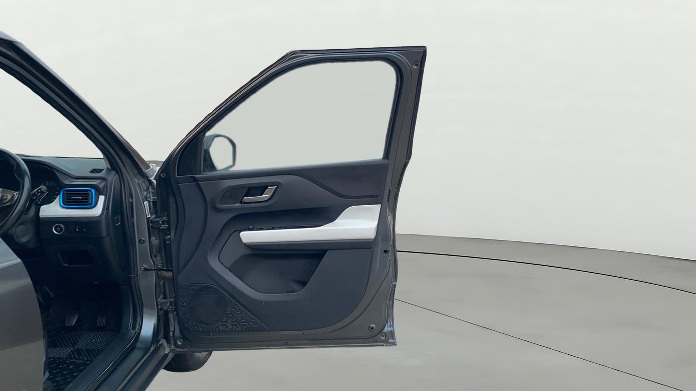 2021 Tata PUNCH CREATIVE  MT, Petrol, Manual, 35,032 km, RHS Front Door