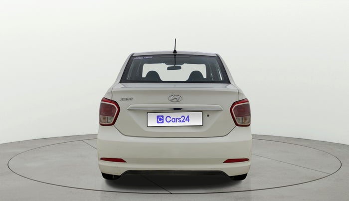 2015 Hyundai Xcent BASE 1.1, Diesel, Manual, 1,17,985 km, Back/Rear