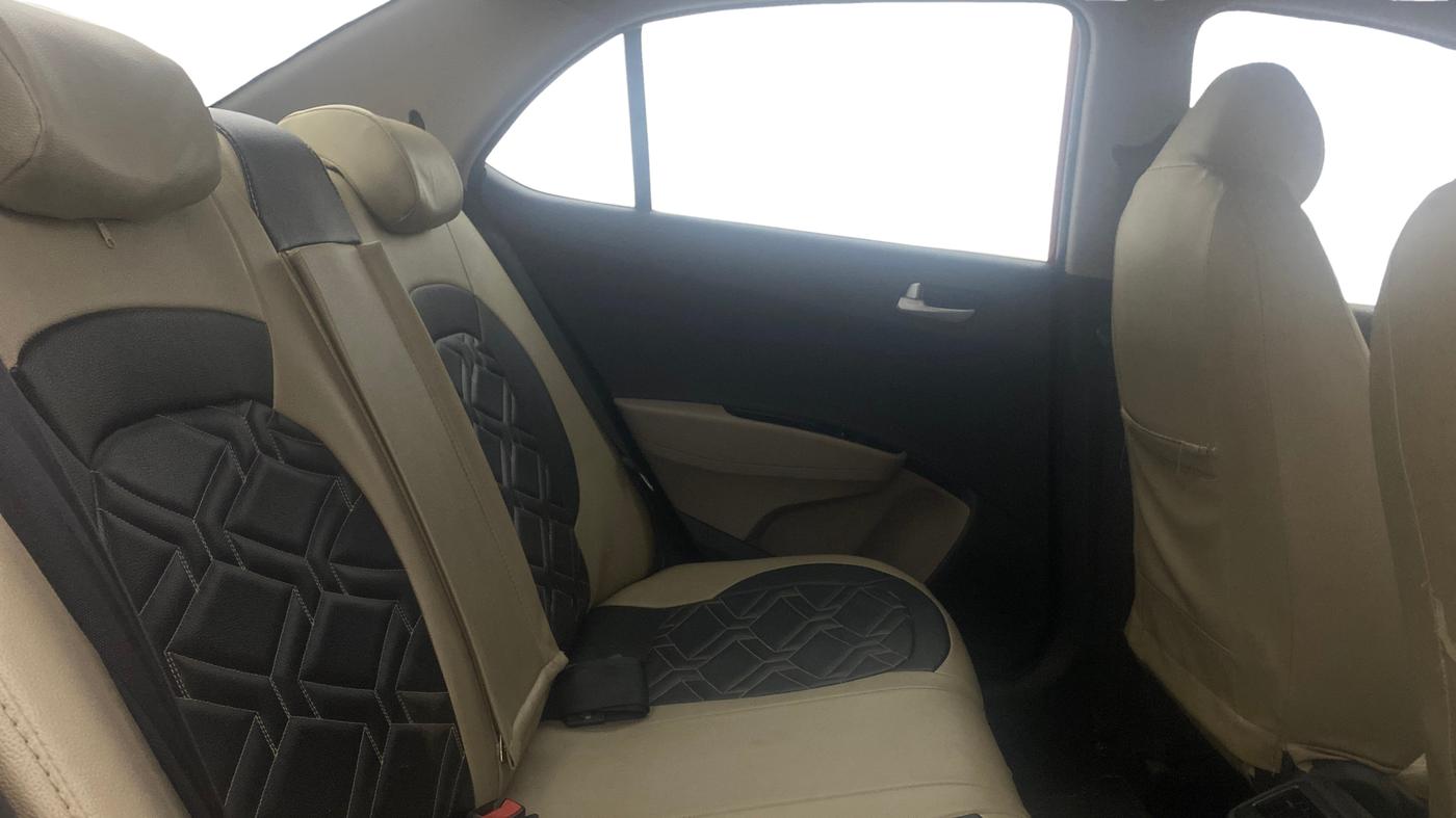 2016 Hyundai Xcent S 1.2, Petrol, Manual, 48,618 km, Right Side Rear Door Cabin