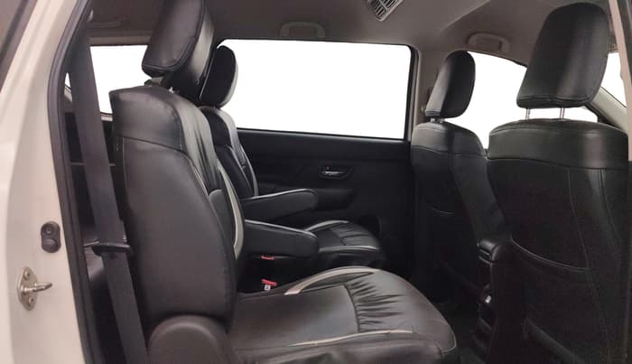 2021 Maruti XL6 ZETA MT, Petrol, Manual, 1,50,160 km, Right Side Rear Door Cabin
