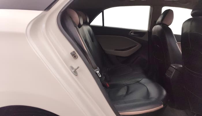 2014 Hyundai Elite i20 ASTA 1.2, Petrol, Manual, 96,968 km, Right Side Rear Door Cabin