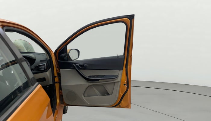 2016 Tata Tiago XT PETROL, Petrol, Manual, 81,746 km, RHS Front Door