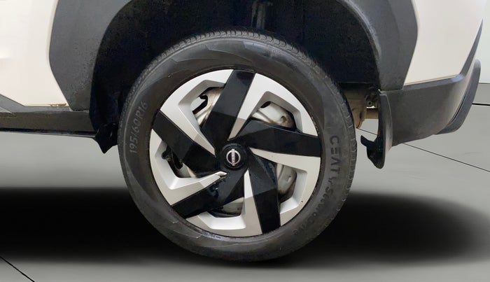 2022 Nissan MAGNITE XE, Petrol, Manual, 26,952 km, Left Rear Wheel