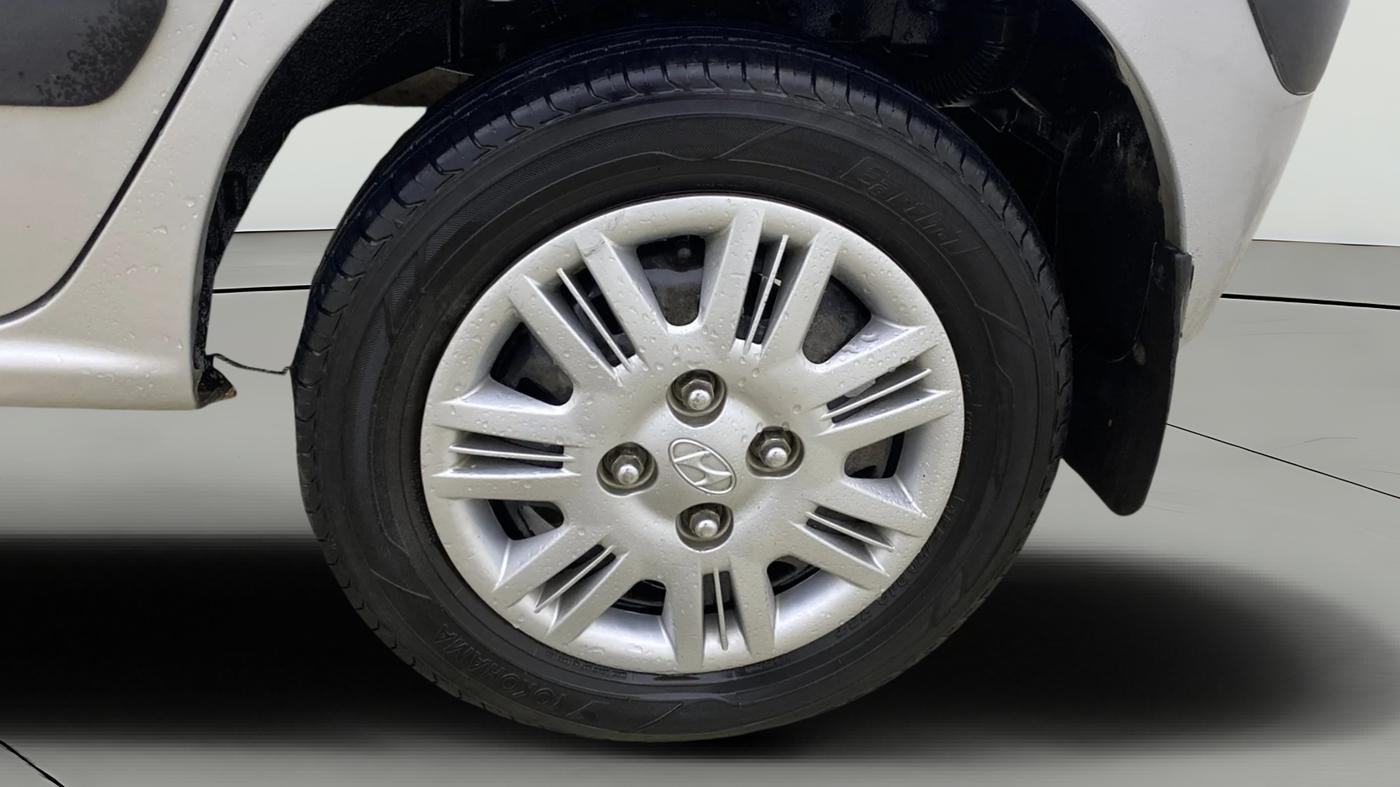 2014 Hyundai Santro Xing GLS PLUS AUDIO, Petrol, Manual, 82,584 km, Left Rear Wheel