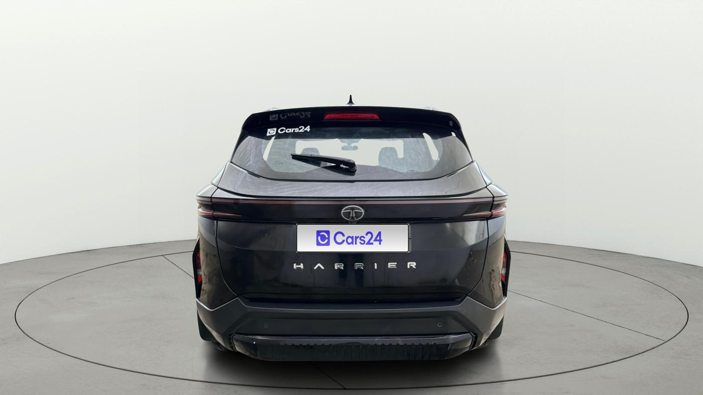 2024 Tata Harrier ADVENTURE PLUS DARK EDITION AT, Diesel, Automatic, 40,732 km, Back/Rear