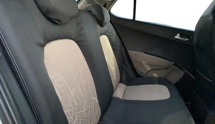 2016 Hyundai Grand i10 ASTA 1.2 KAPPA VTVT, Petrol, Manual, 76,742 km, Right Side Rear Door Cabin