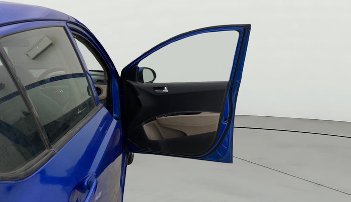 2017 Hyundai Grand i10 SPORTZ 1.2 KAPPA VTVT, Petrol, Manual, 61,011 km, RHS Front Door