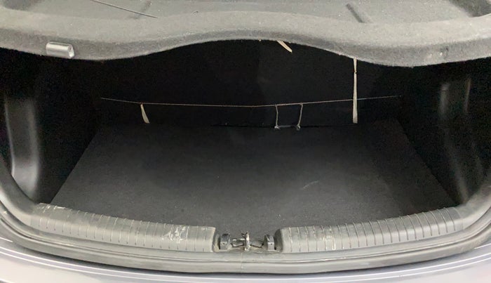 2018 Hyundai Grand i10 SPORTZ 1.2 KAPPA VTVT, Petrol, Manual, 35,141 km, Boot Inside