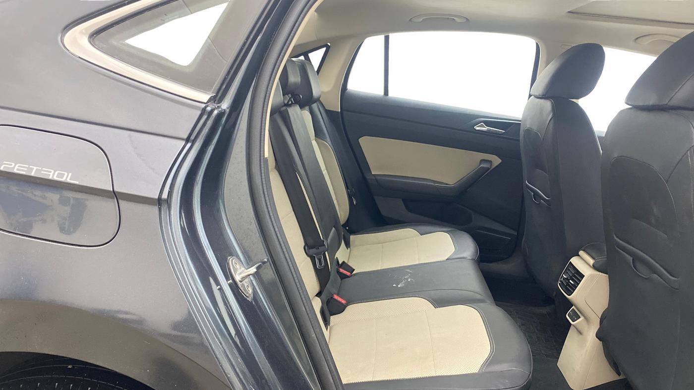 2022 Skoda SLAVIA STYLE 1.0L TSI MT, Petrol, Manual, 63,339 km, Right Side Rear Door Cabin