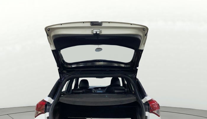 2017 Hyundai Elite i20 ASTA 1.2 DUAL TONE, Petrol, Manual, 79,123 km, Boot Door Open