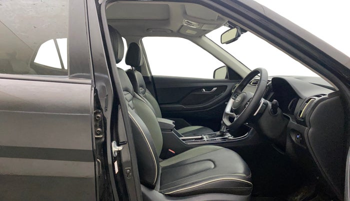 2023 Hyundai Creta 1.5 SX (O) AT Petrol Adventure Edition, Petrol, Automatic, 19,004 km, Right Side Front Door Cabin